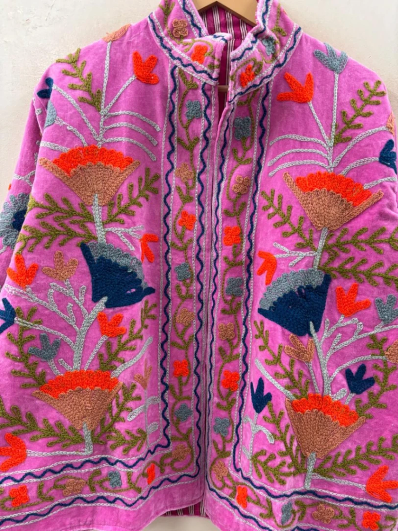Handmade Suzani Quilted Jacket – Traditional Embroidered Fashion Piece view 3